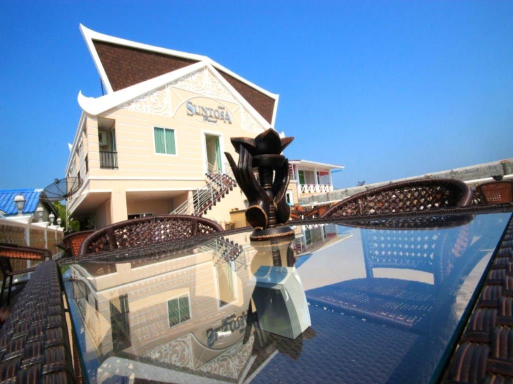 Suntosa Resort Ko Lan Exterior photo