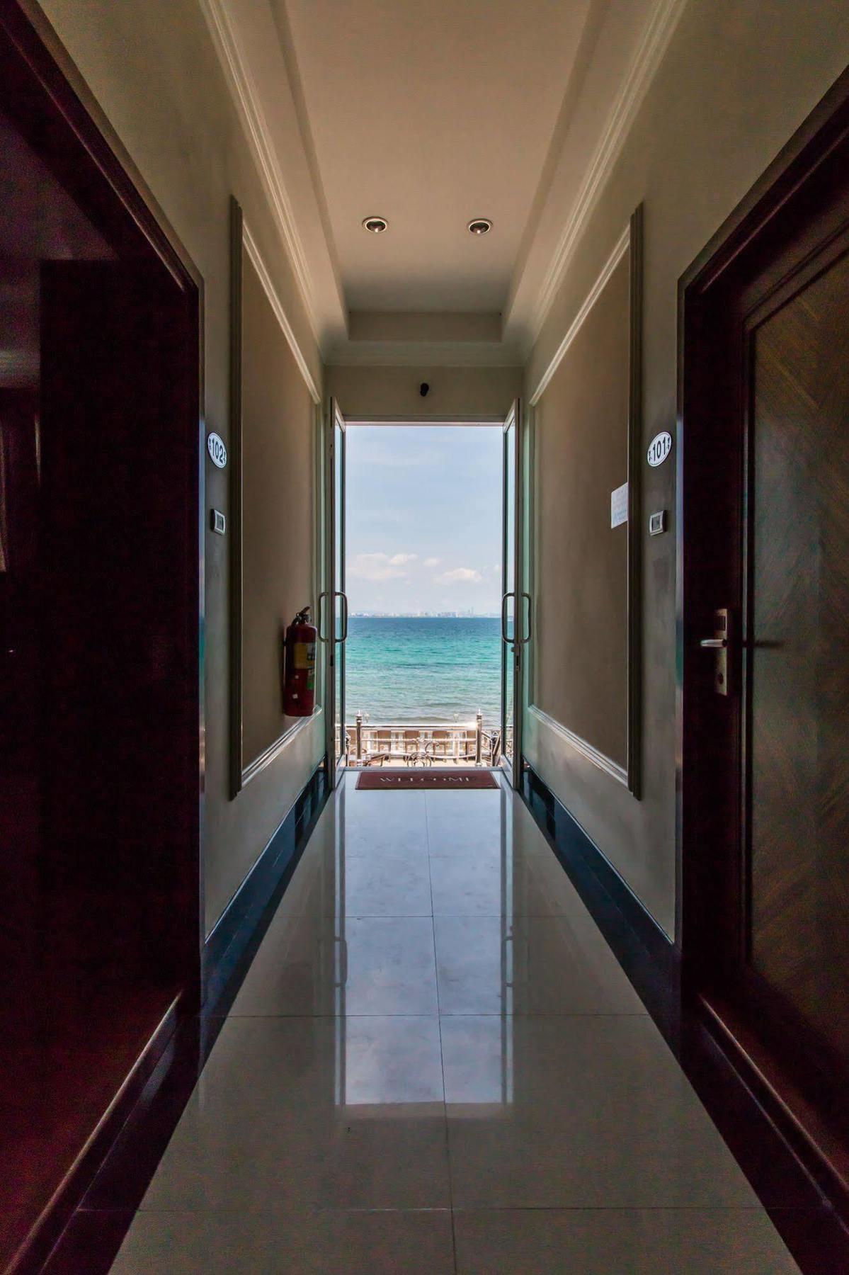 Suntosa Resort Ko Lan Exterior photo