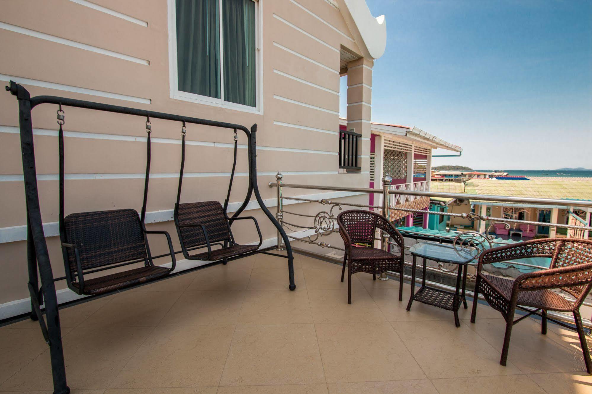 Suntosa Resort Ko Lan Exterior photo